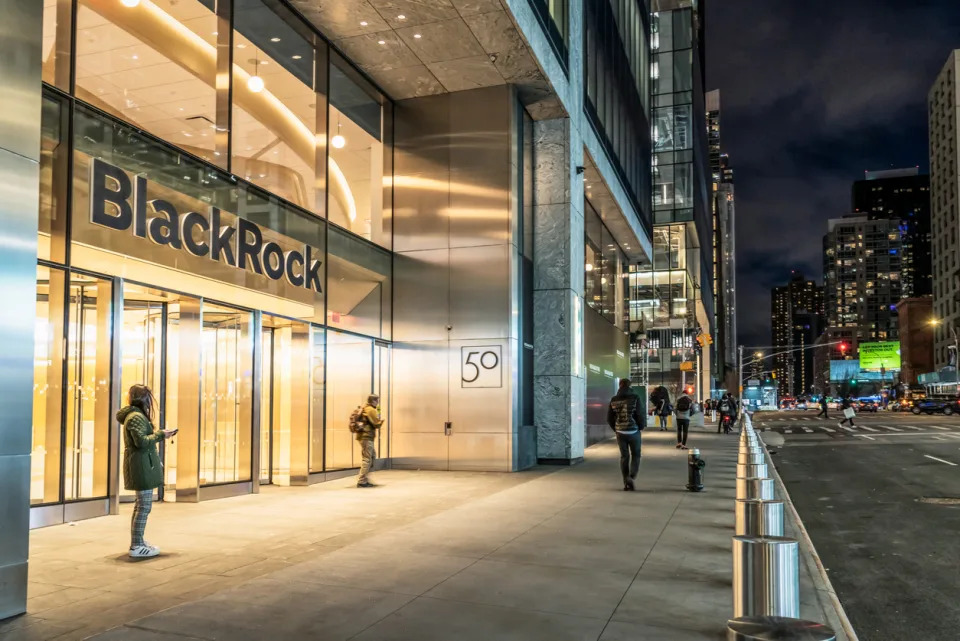 BlackRock Rebrands ETFs to iShares, Expanding Product Line