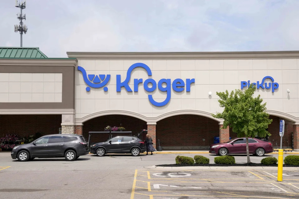 Kroger Stock Soars Amid 'Positive Customer Trends'