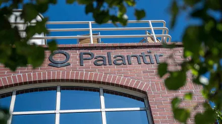 S&P 500 Gains and Losses Today: Palantir Stock Jumps as Listing Heads to Nasdaq