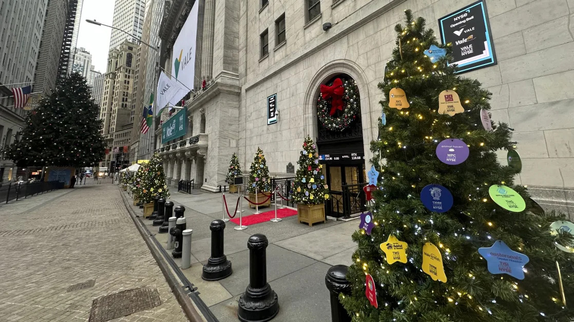 Stock market today: Wall Street inches higher to set more records