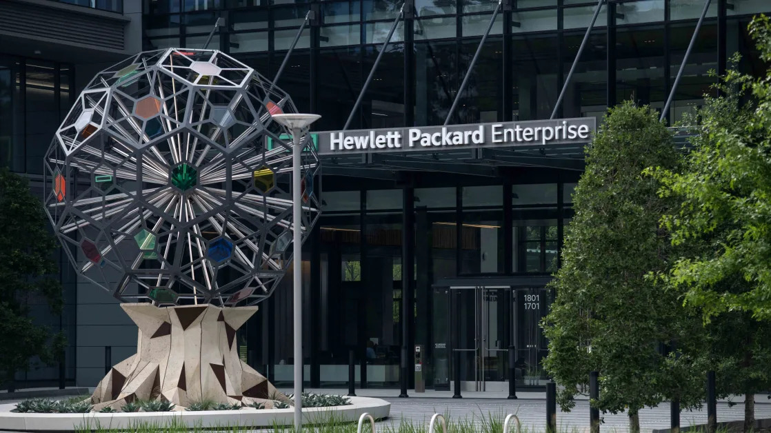 HP Enterprise Stock Rallies As Analysts Boost Price Targets After Earnings