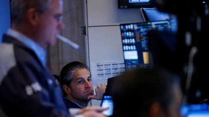 S&P 500, Nasdaq hit record closing highs; Lululemon gains, data supports rate cut view