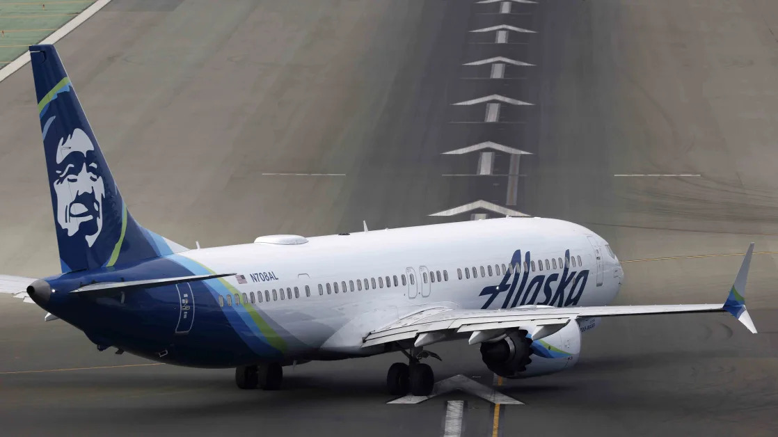 Alaska Air Group Stock Soars on New Strategic Plan, Raised Outlook