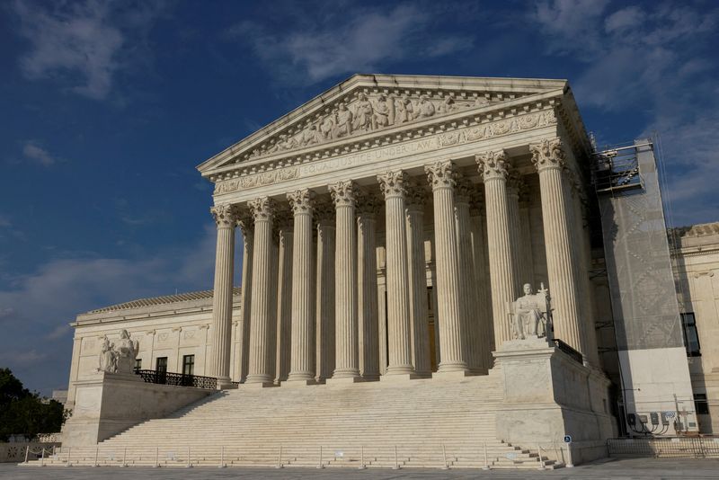Trump asks Supreme Court to pause law that could ban TikTok