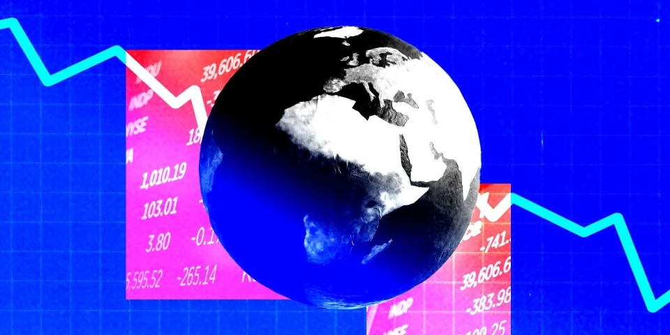 The stock market just finished its worst week since 2020. Here's what the pros say to do in a sell-off.