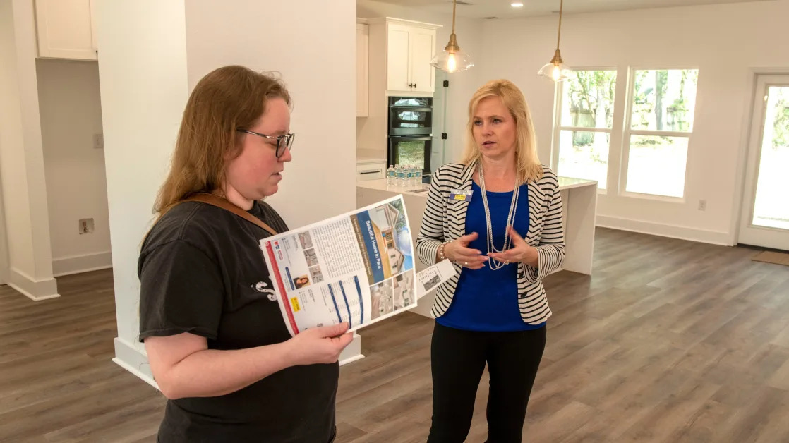 Housing market rewind: Home sales drop in 2024 to level not seen since the '90s