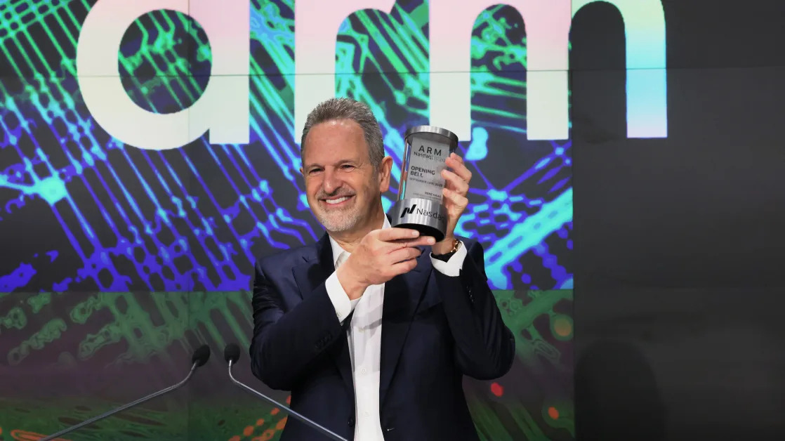 Arm, Qualcomm stocks fall as investors wait for AI to drive new demand for smartphones, PCs