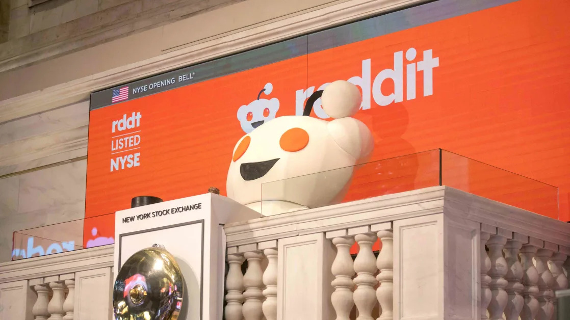 What Analysts Think of Reddit Stock Ahead of Earnings