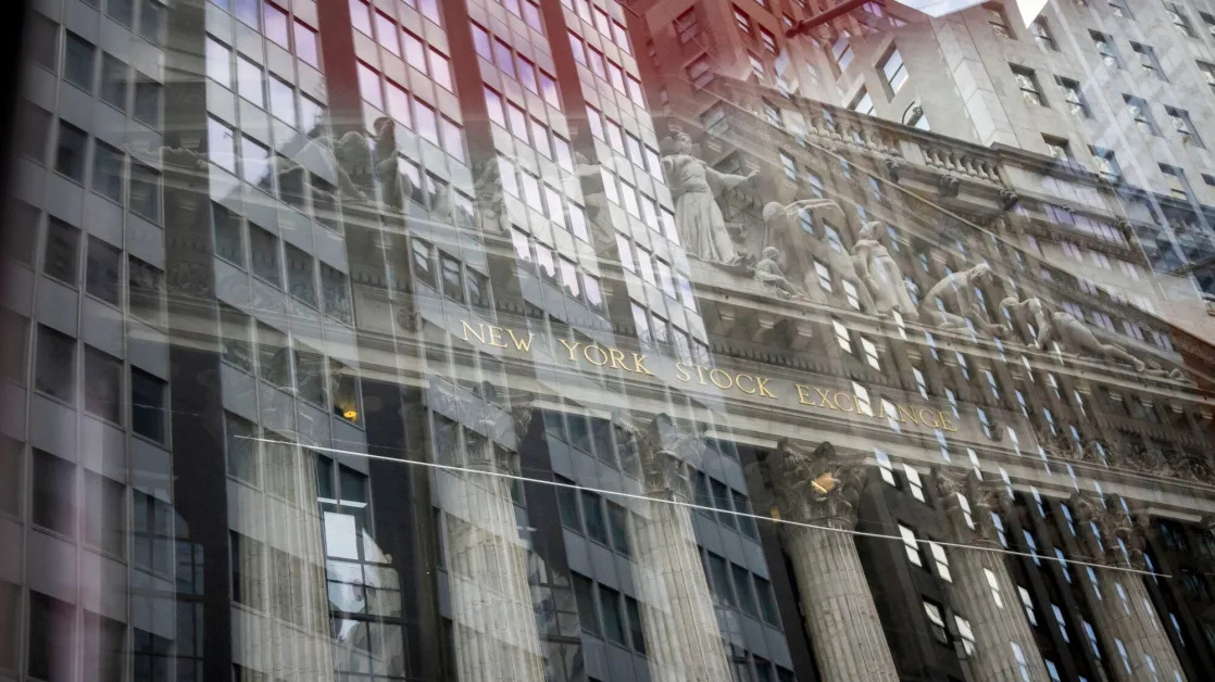 Record Stock ‘Fragility’ Sends Warning to Broader Market