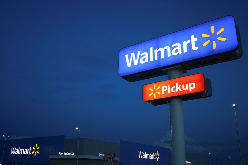 Walmart's Mexico unit profit edges up, slightly below forecasts