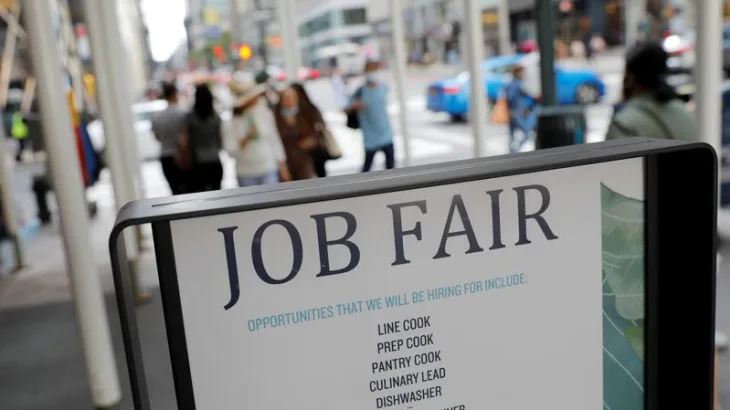 US labor market stable, disruptions feared from federal government layoffs