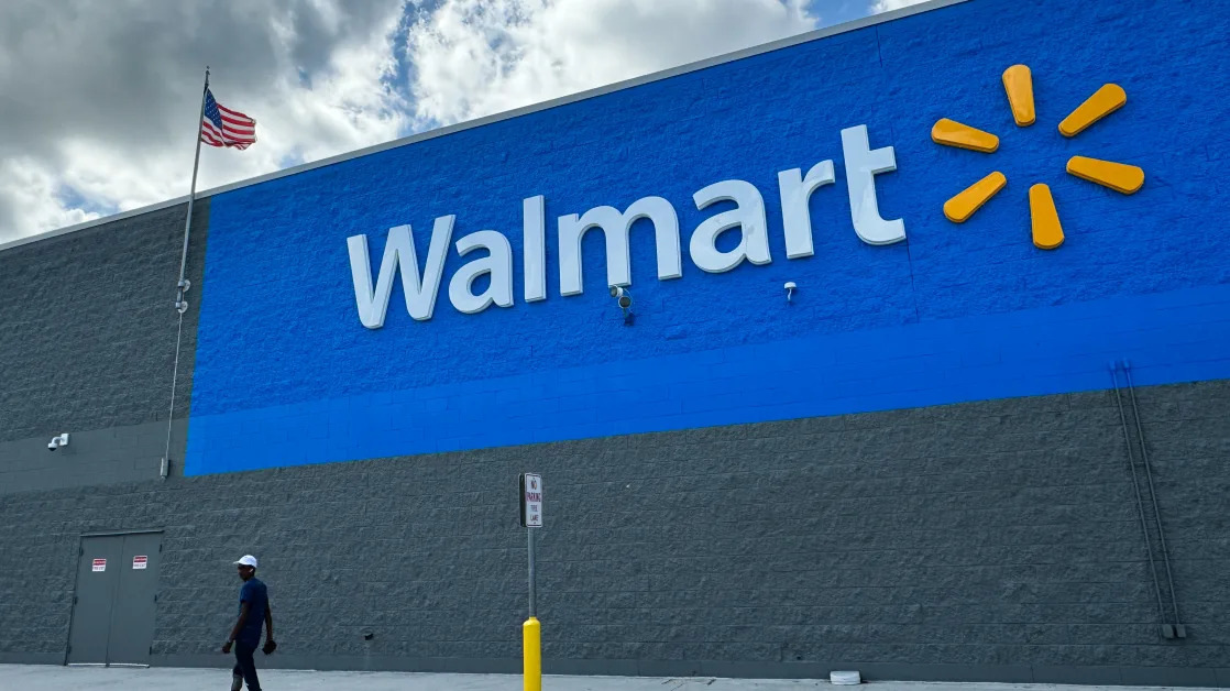 Walmart CFO defends conservative guidance as Wall Street stays bullish on the stock despite plunge