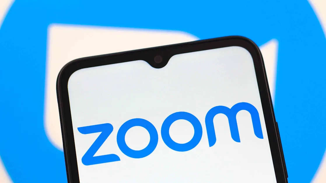 Zoom Stock Sinks as Revenue Outlook Offsets Better-Than-Expected Results