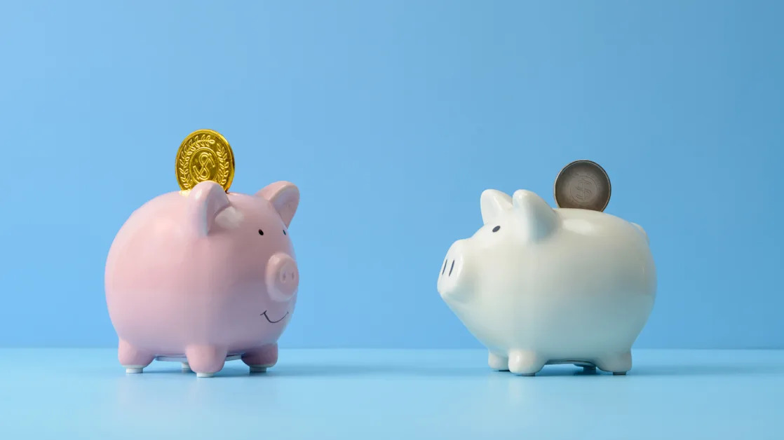Money market fund vs. high-yield savings​ account: Which option is better for your savings?