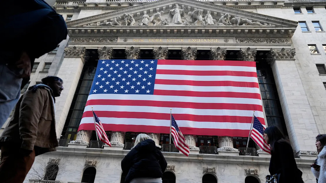Stock market today: Wall Street climbs and heads for its first gain in 5 days