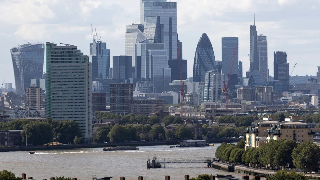 London Stock Exchange will survive exodus of companies, insists chief