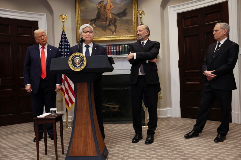 Trump and TSMC announce $100 billion plan to build five new US factories