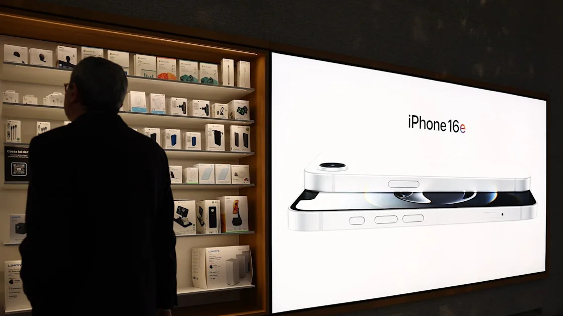Apple’s Use of SiTime in iPhone 16e Fuels Stock Rally for Chipmaker