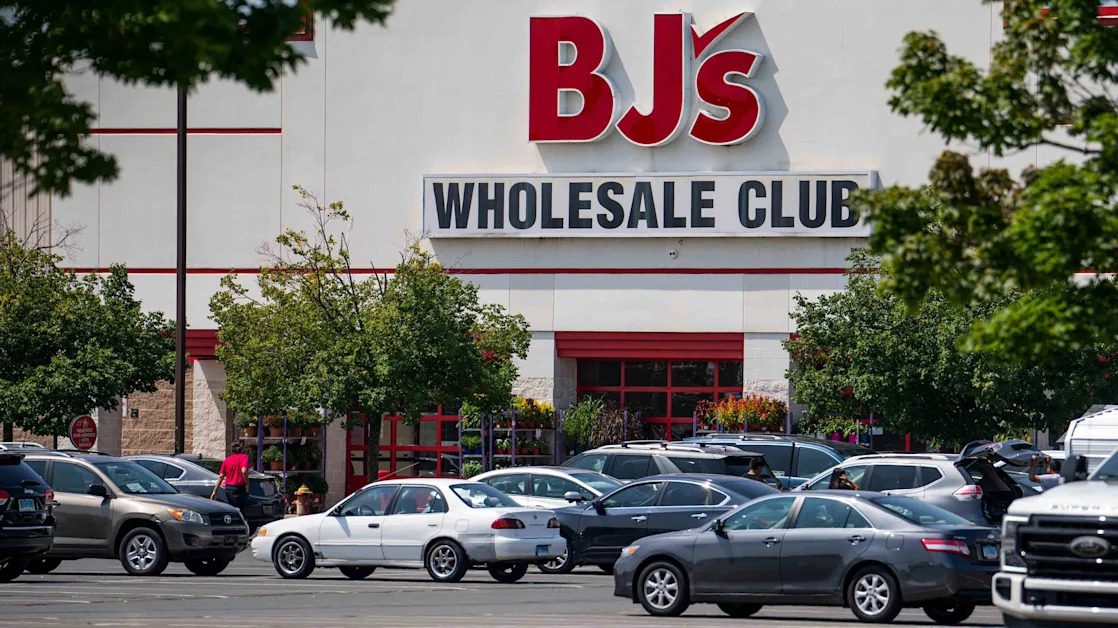 BJ's Stock Hits All-Time High as Wholesale Club Tops Estimates, Plans Expansion