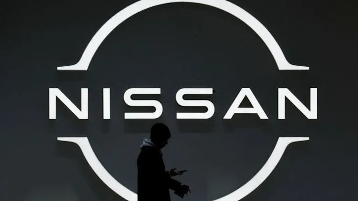 S&P cuts Nissan credit rating to 'BB'