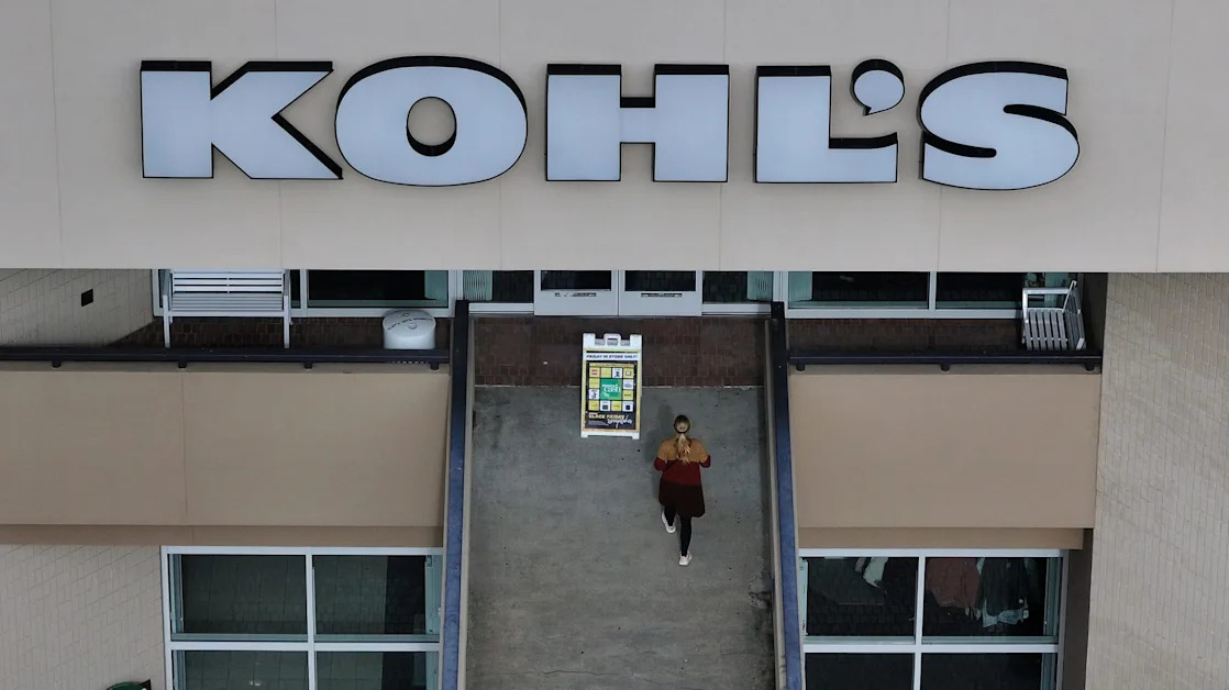 Kohl’s had an even worse quarter than Wall Street expected with net sales plummeting nearly 10% in the aftermath of layoffs and store closures