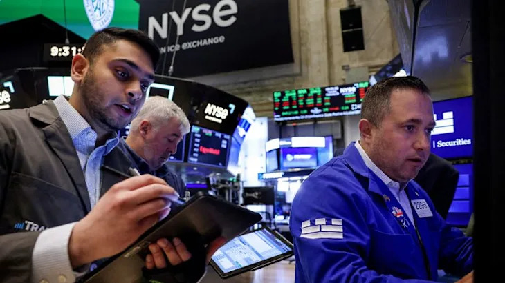 Chinese stocks, emerging market debt see large inflows in February, says IIF