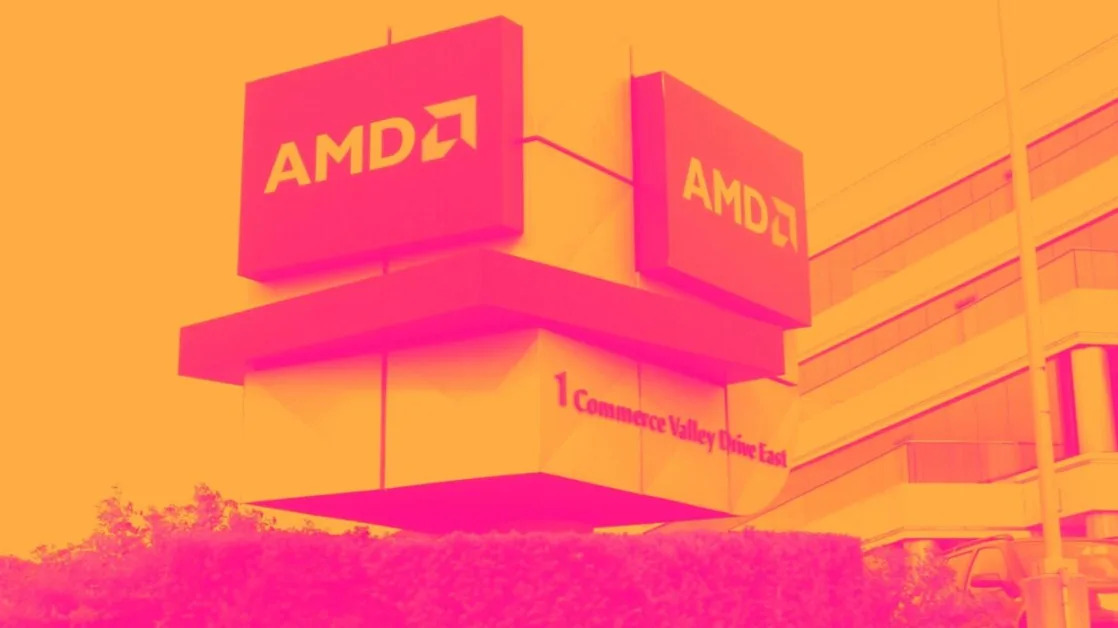 2 Large-Cap Stocks with Solid Fundamentals and 1 to Avoid