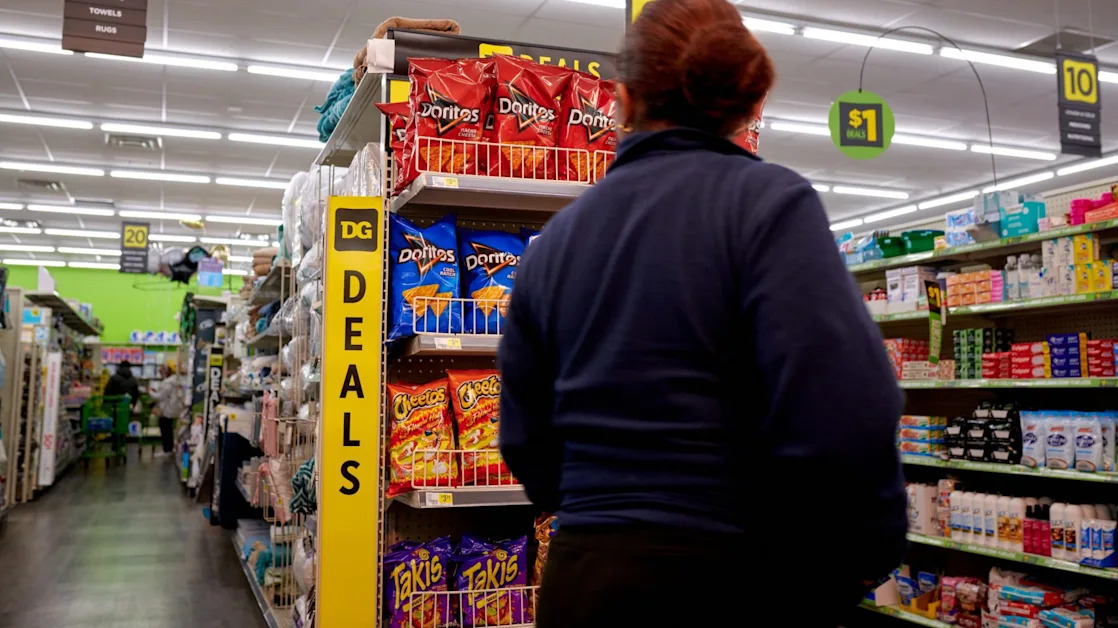 Dollar General says it closed almost 100 stores in the fourth quarter but its sales actually went up—and Wall Street is loving it