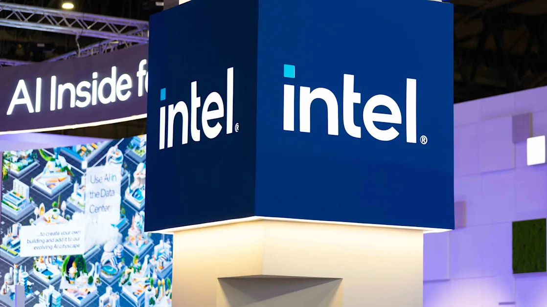 Intel Stock Leads Nasdaq Gainers Amid Report of New CEO's Turnaround Plan