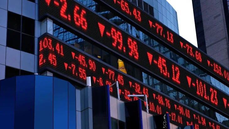 How to invest when stocks are volatile