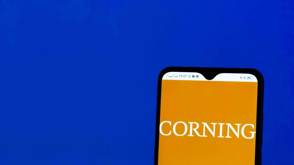 Corning Stock Jumps as Specialty Glass Maker Raises Long-Term, Q1 Outlooks