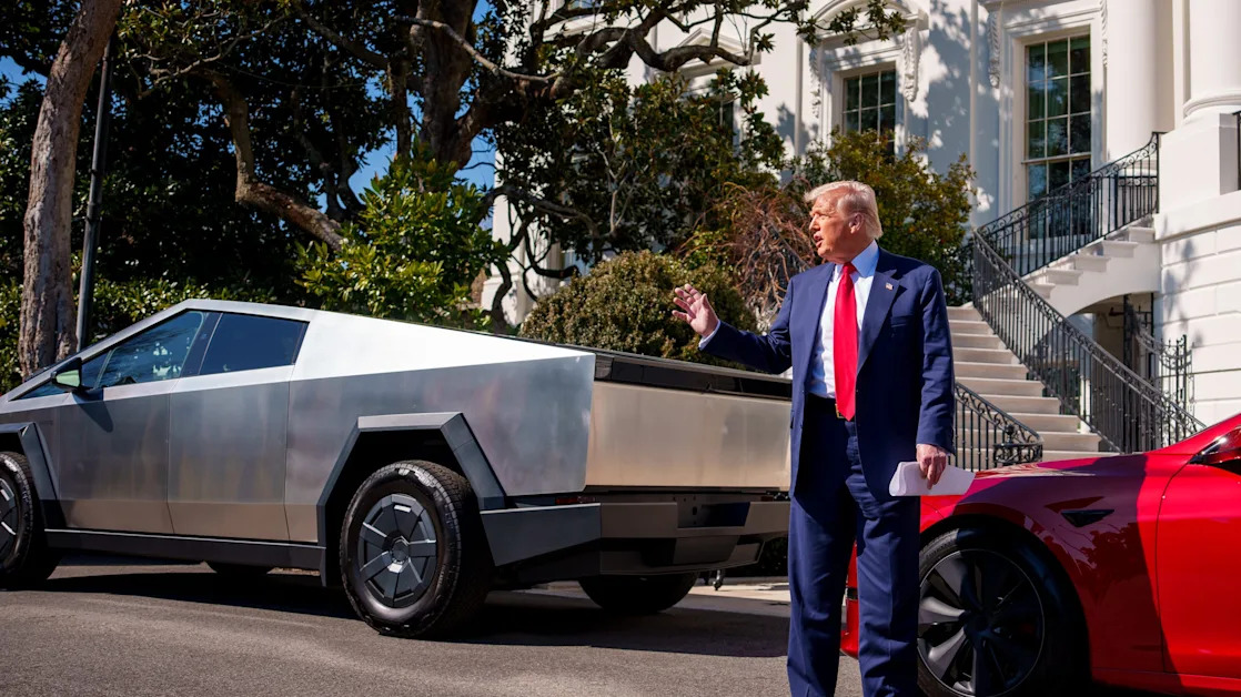 The White House's promotion of Tesla's stock is an ethics nightmare — and it's not even working