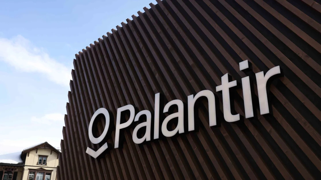 Palantir Stock Jumps As Tech Sector Rallies Monday