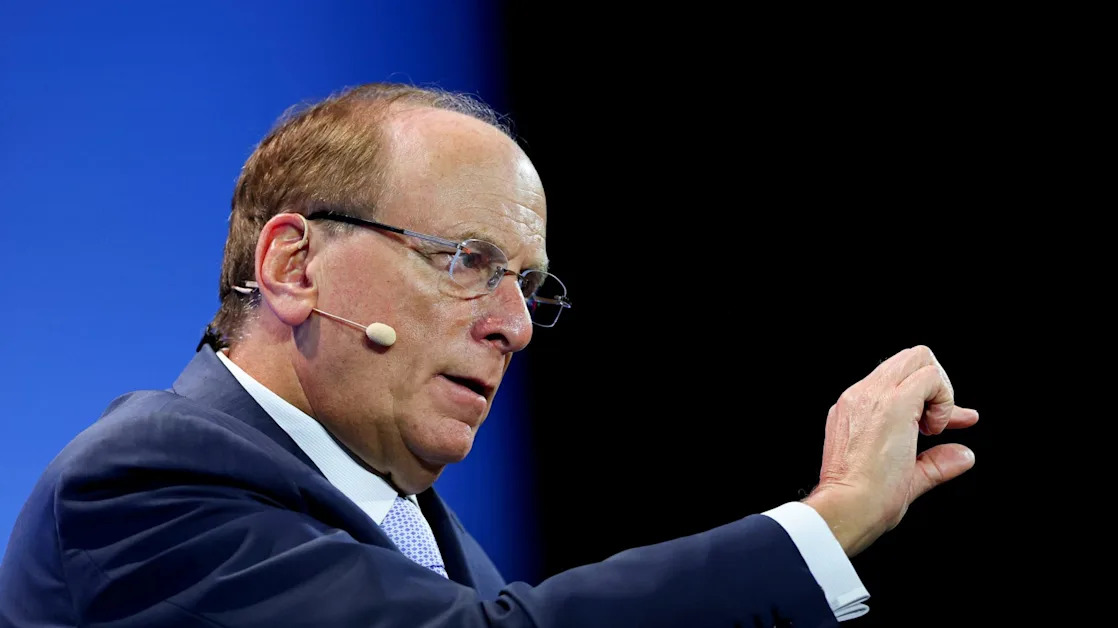 Exclusive: BlackRock expands blockchain-based money market to Solana, in tie-up with startup Securitize