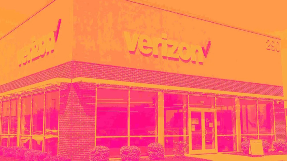 Wireless, Cable and Satellite Stocks Q4 Teardown: Verizon (NYSE:VZ) Vs The Rest