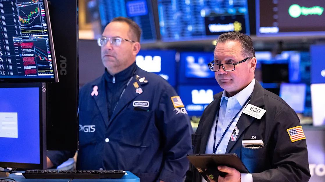 Stock market today: Nasdaq, S&P 500 dive, snap 3-day win streak as Trump preps auto tariffs