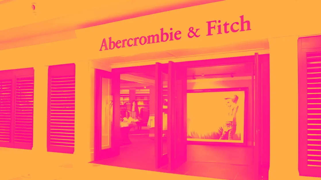 1 Consumer Stock to Own for Decades and 2 to Turn Down
