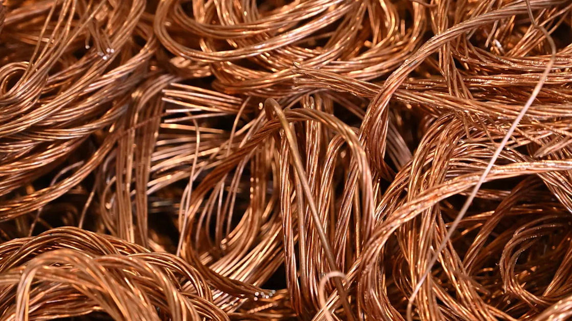 Copper Futures Hit Record High on Report of US Tariffs Within Weeks