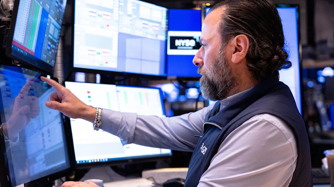 Stock market today: Dow, S&P 500, Nasdaq futures rise after Trump announces 25% tariffs on car imports