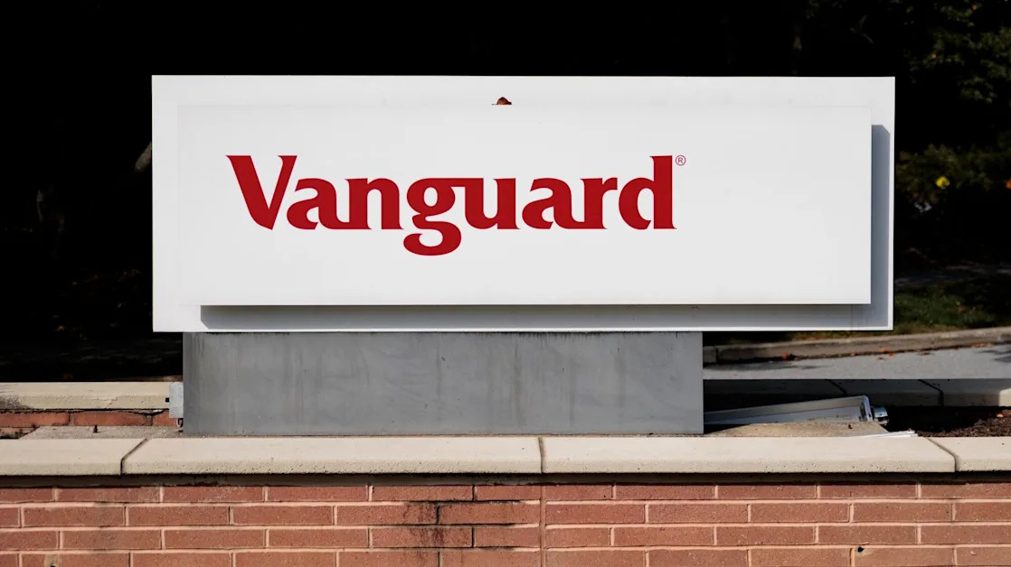 Vanguard Met With Blackstone, Carlyle on Private Markets Product
