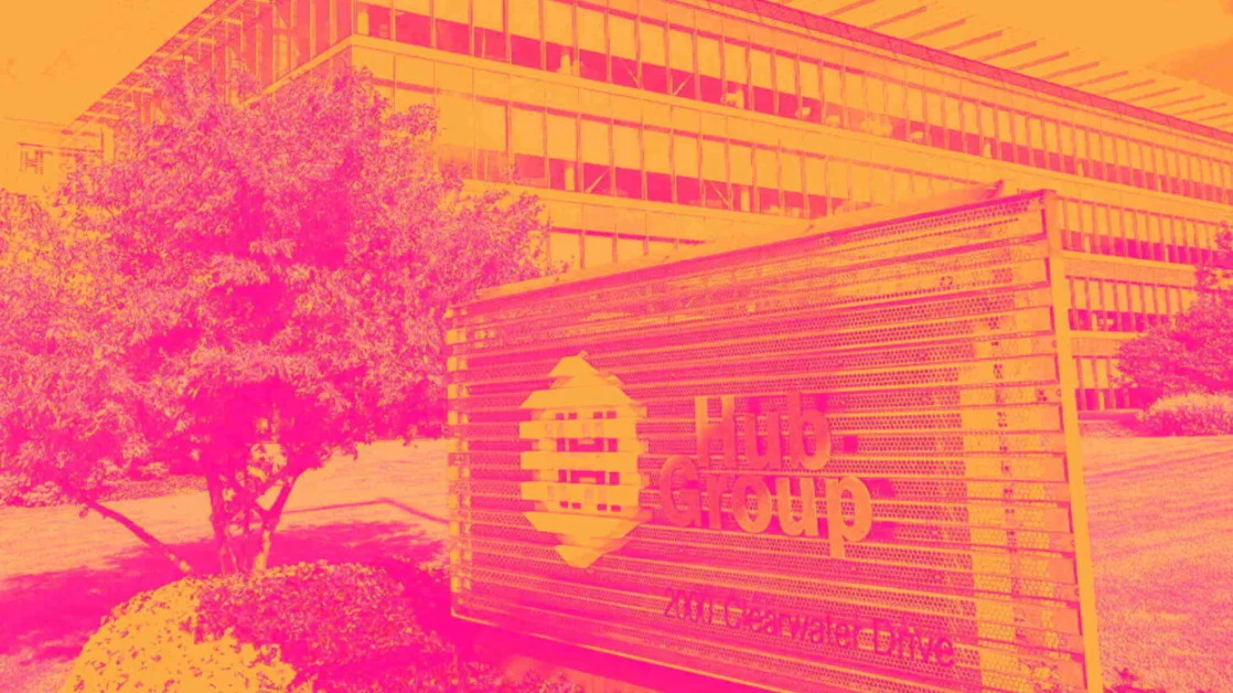 3 Reasons to Sell HUBG and 1 Stock to Buy Instead