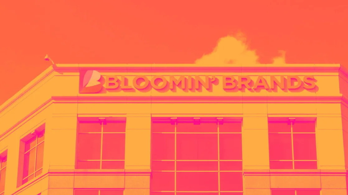1 Restaurant Stock with Exciting Potential and 2 to Turn Down
