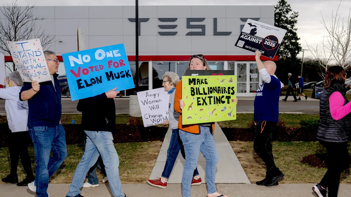 Tesla stock just capped off the worst quarter since 2022
