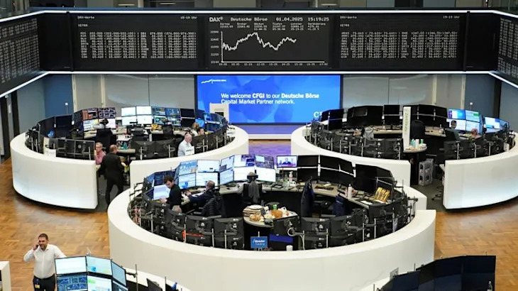 Morning bid: Markets at a standstill before tariff drama