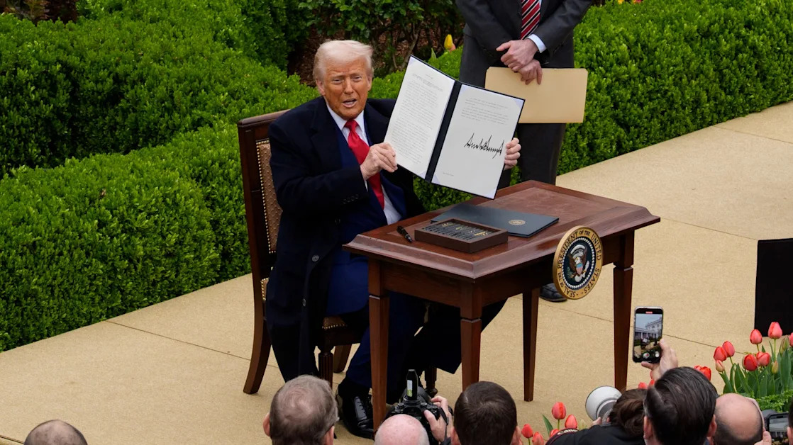 The stock market is tanking on tariffs, but Walmart and Costco shares are relatively unscathed. Here’s why