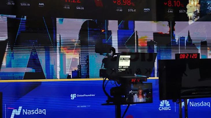 Nasdaq confirms it is in bear market, ending more than 20% below record close