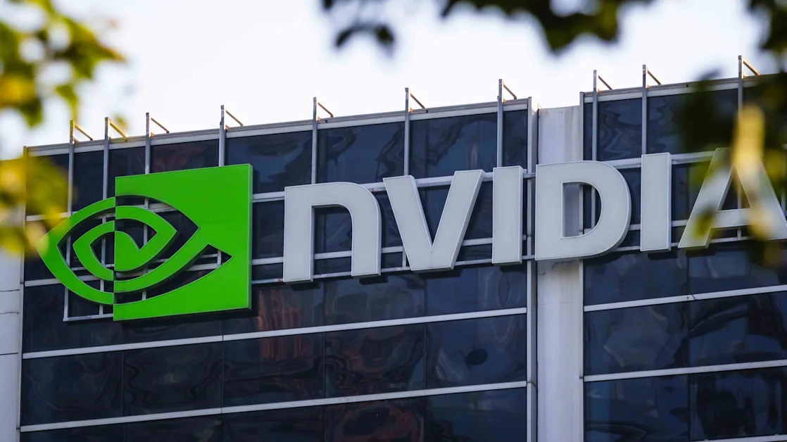 Nvidia, Supermicro Surge as Chip and AI Stocks Rebound From Tariff Rout