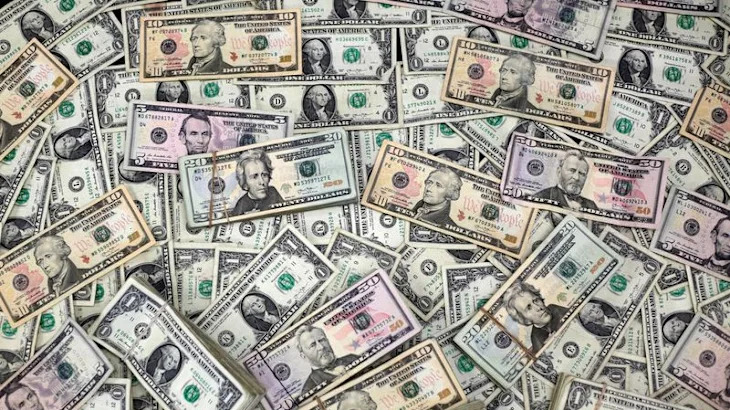 Demand for dollars from non-U.S investors surges as stocks crumble