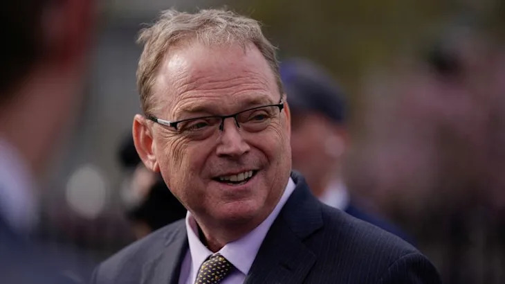 Wall Street reverses course after Hassett's comments on tariff pause