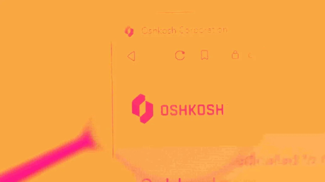 3 Reasons to Sell OSK and 1 Stock to Buy Instead